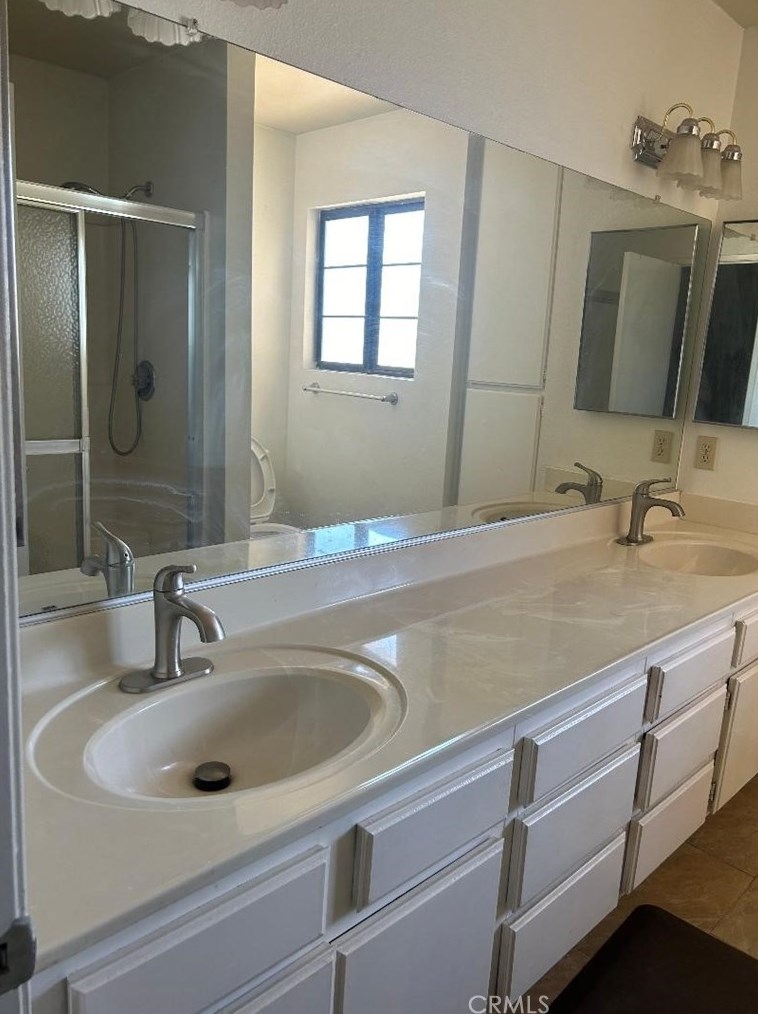 772 Alondra Dr, Hemet CA  92545-1500 exterior