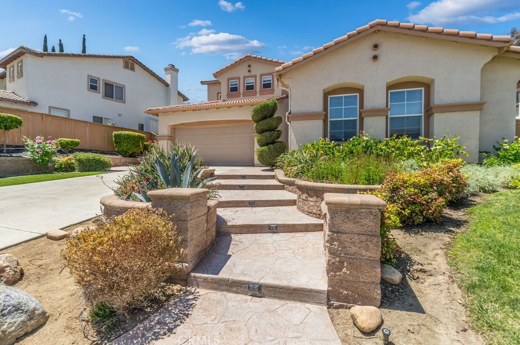 28 Vista Toscana, Lake Elsinore, CA 92532