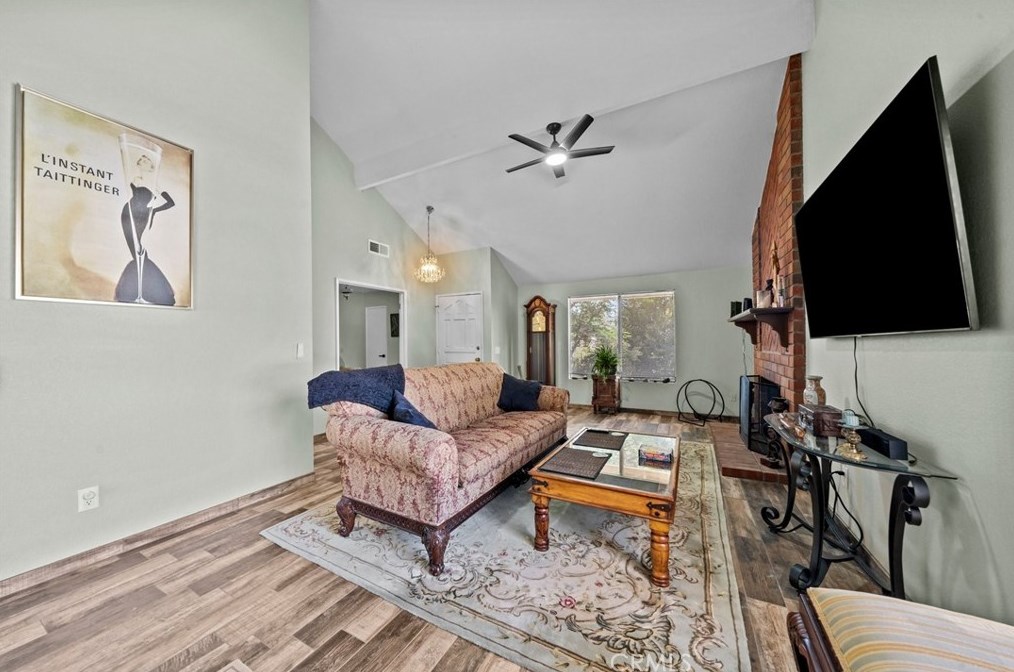 18049 Heidi Lisa Ln, Lake Elsinore CA  92532-1963 exterior