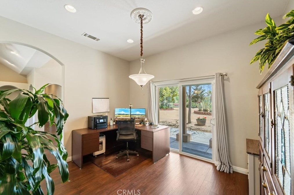 41917 Lakefront Dr, Aguanga CA  92536-9523 exterior