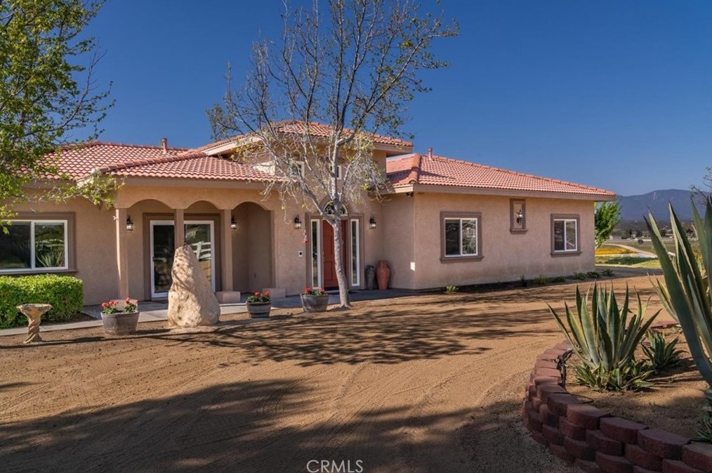 41917 Lakefront Dr, Aguanga CA  92536-9523 exterior