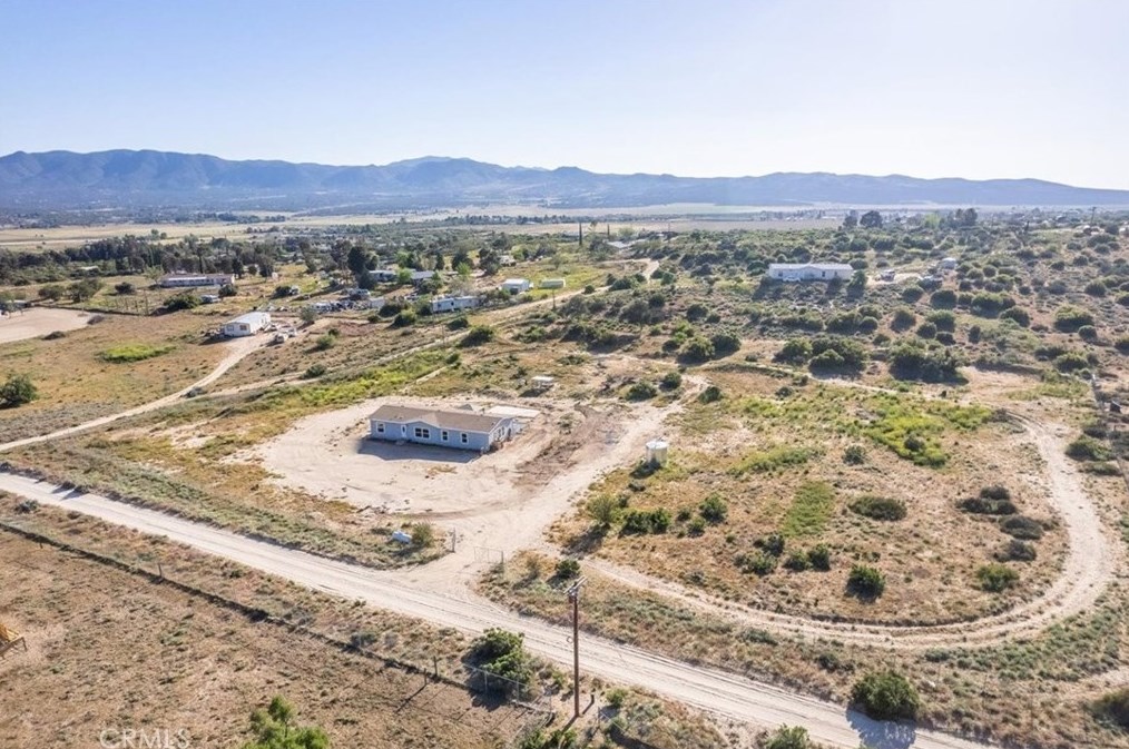 42225 El Campo Rd, Anza CA  92539-9746 exterior