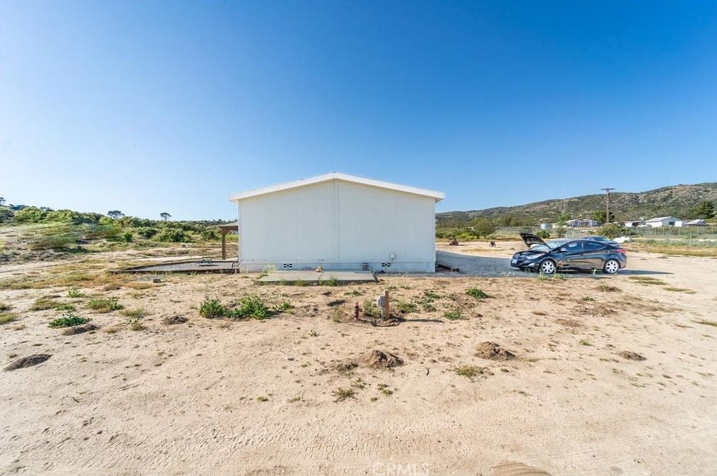 42225 El Campo Rd, Anza CA  92539-9746 exterior