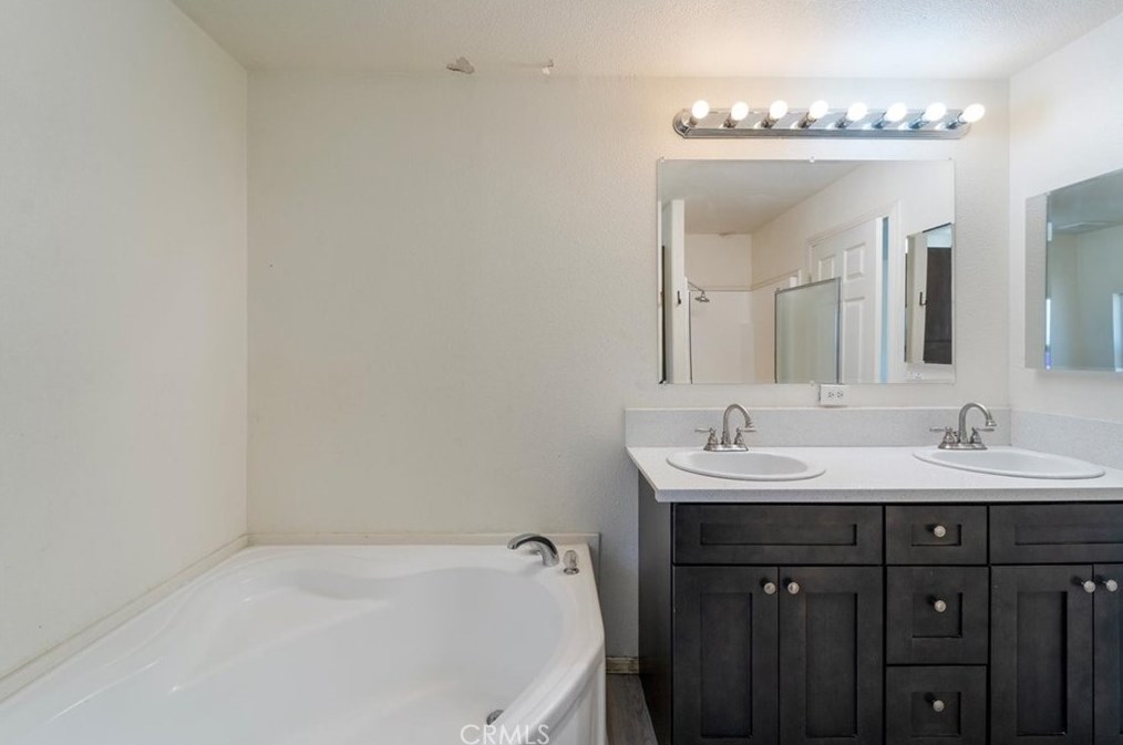 42225 El Campo Rd, Anza CA  92539-9746 exterior