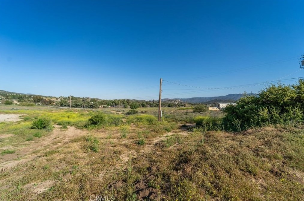 42225 El Campo Rd, Anza CA  92539-9746 exterior