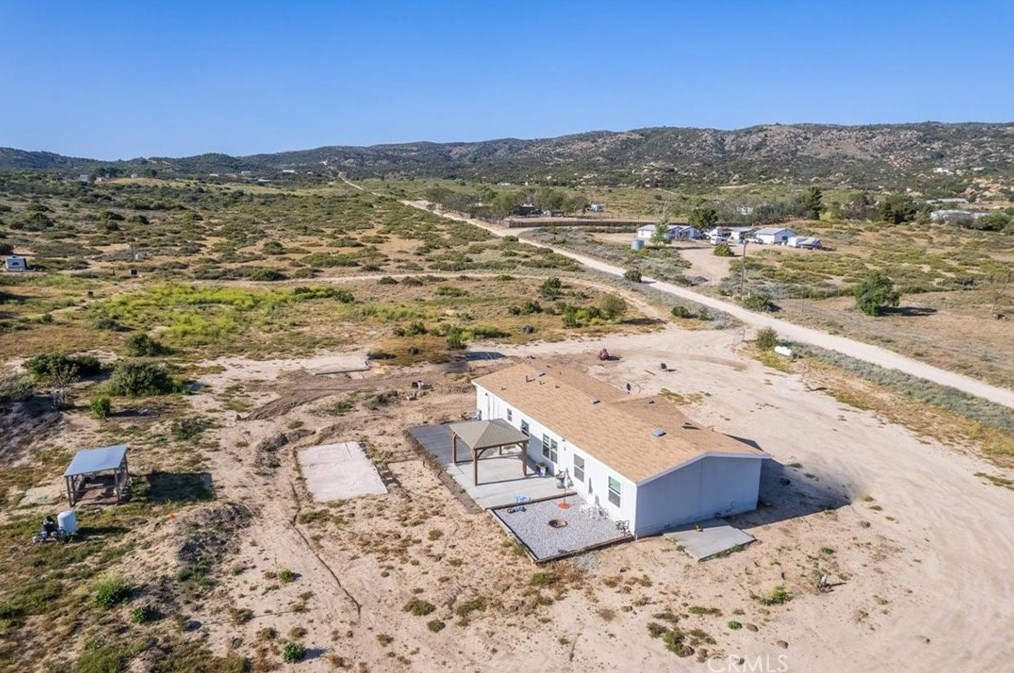 42225 El Campo Rd, Anza CA  92539-9746 exterior