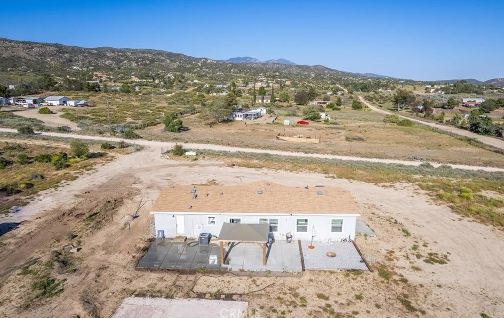 42225 El Campo Rd, Anza CA  92539-9341 exterior