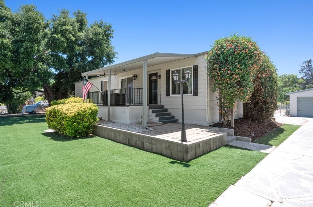 24717 5th St, Murrieta, CA 92562