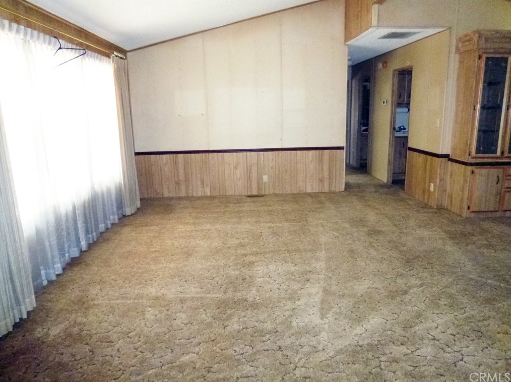 562 Potrero St, San Jacinto, CA 92582-3147