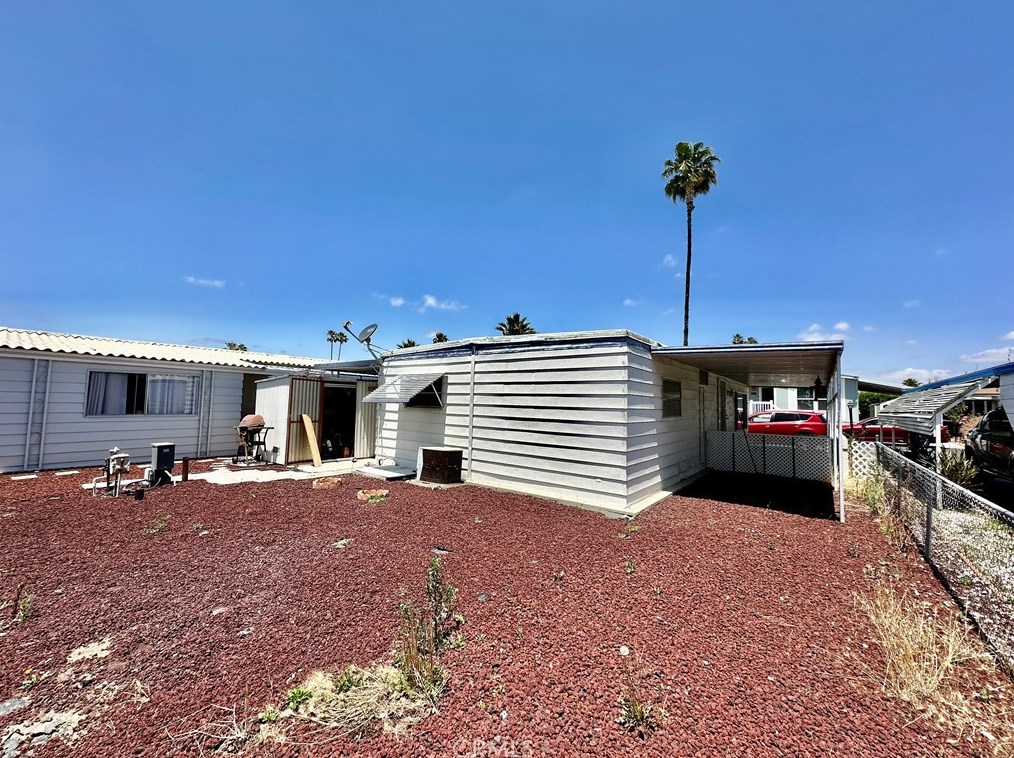 601 Kirby St, Hemet CA  92545-5902 exterior