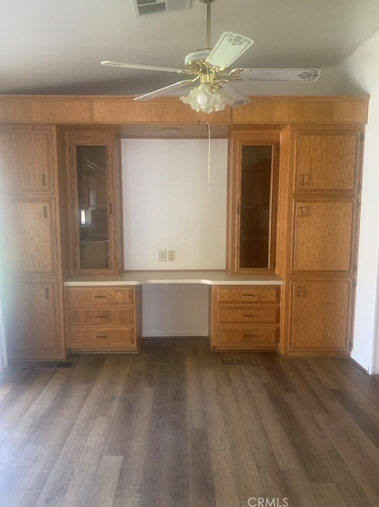 2525 Apple Tree St, Hemet CA  92545-7705 exterior