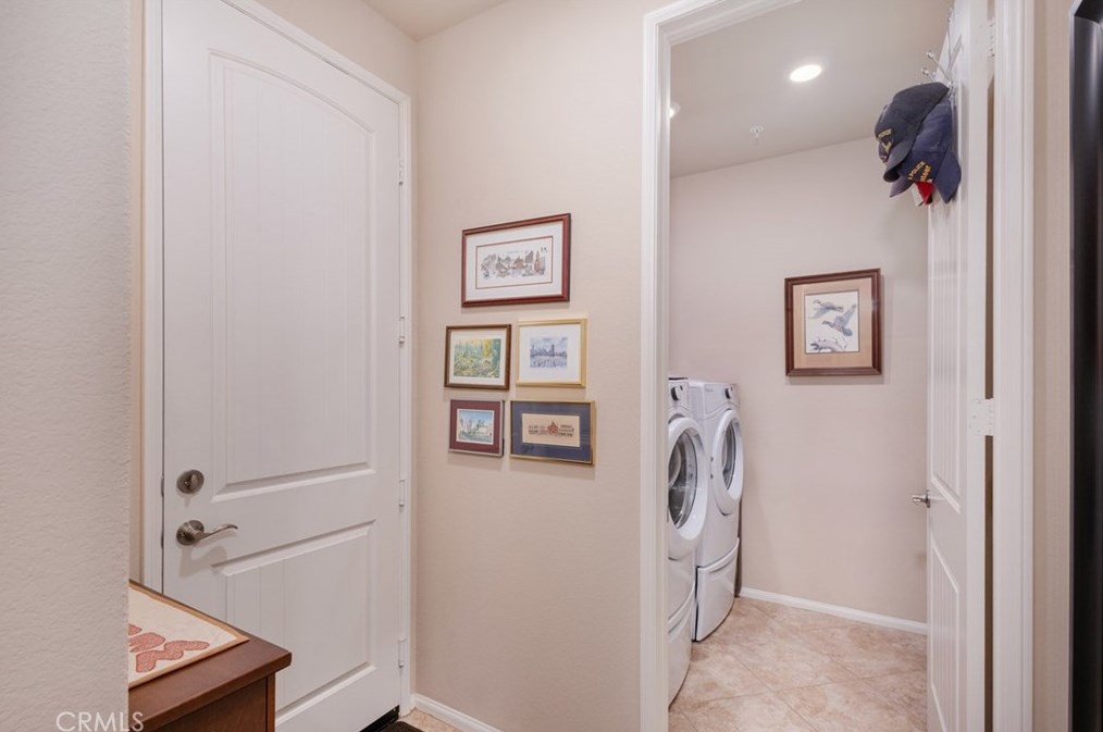 1370 Corte Alamonte, Hemet CA  exterior