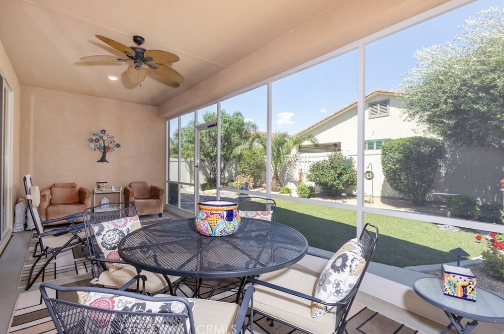 1370 Corte Alamonte, Hemet CA  exterior