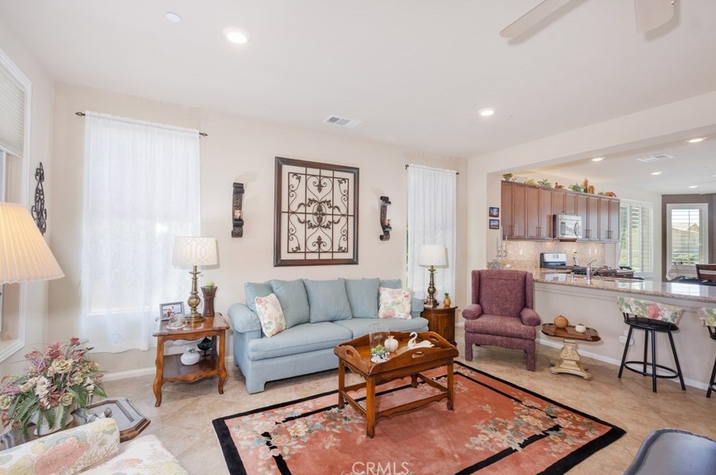 1370 Corte Alamonte, Hemet CA  exterior