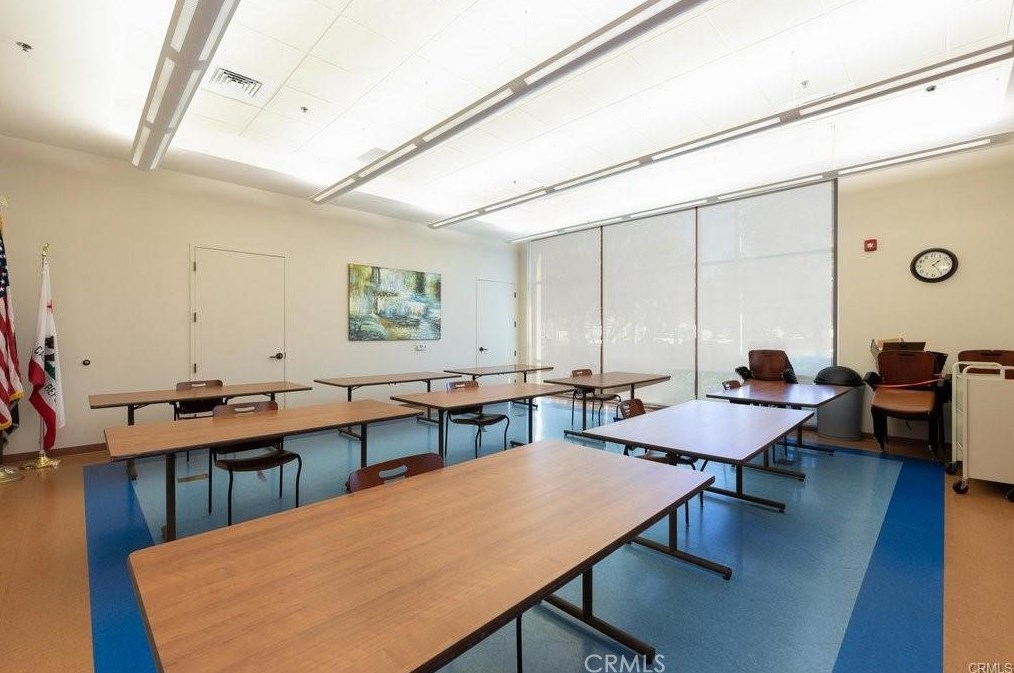 1370 Corte Alamonte, Hemet CA  exterior