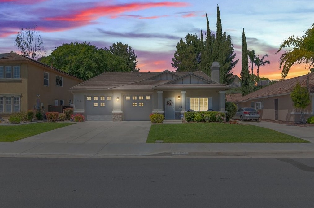 27574 Sierra Madre Dr, Murrieta, CA 92563-4862