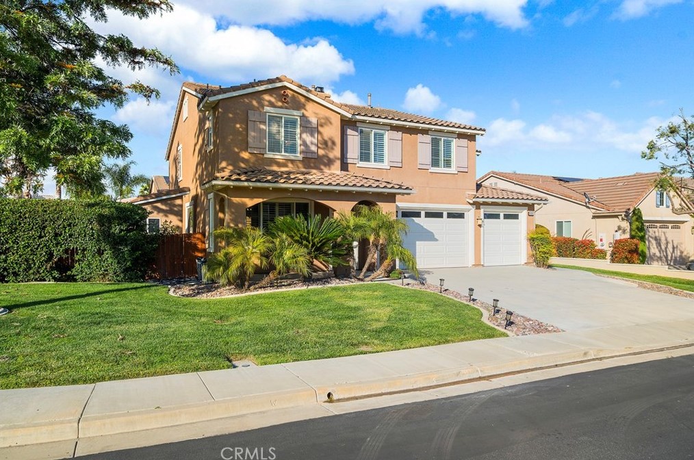 24242 Broad Oak St, Murrieta, CA 92562