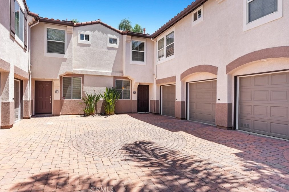 30334 Buccaneer Bay, Murrieta, CA 92563-8109
