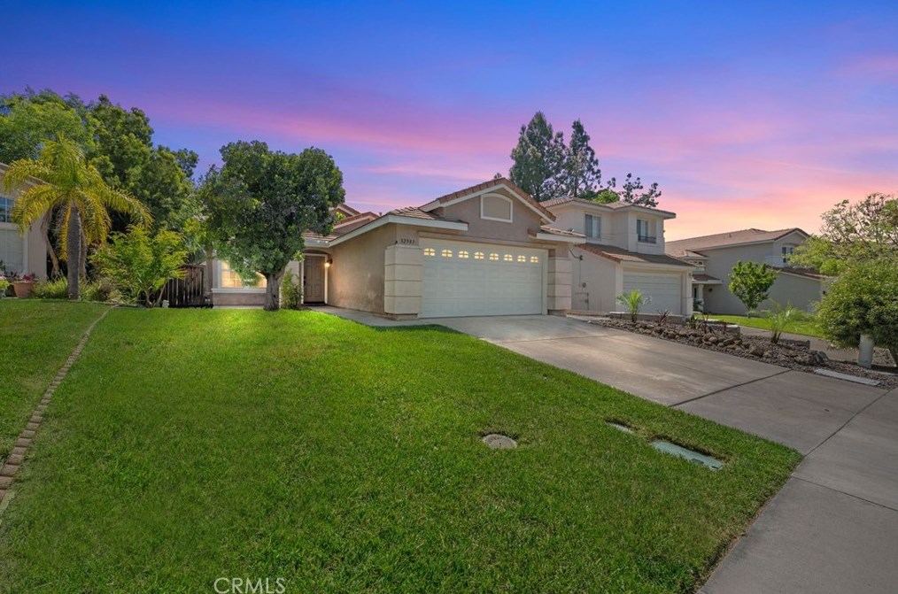 32989 Rossman Cir, Temecula, CA 92592-1121