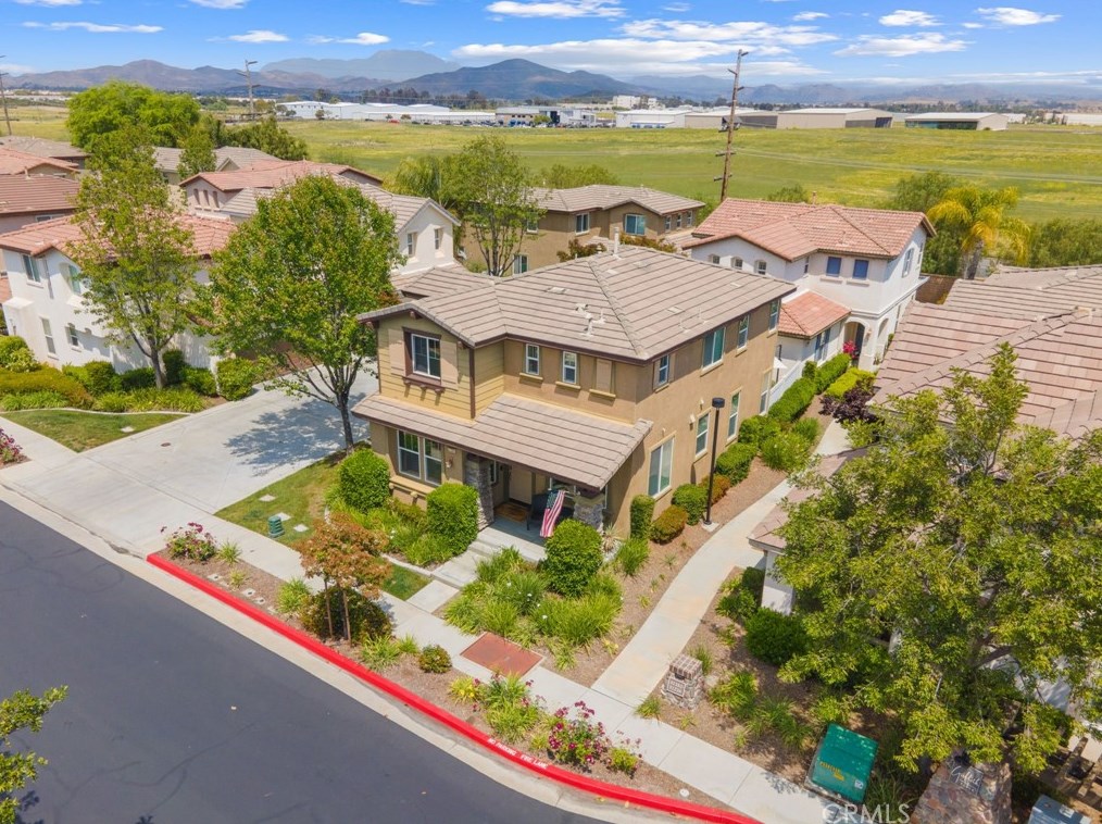 37260 Ascella Ln, Murrieta CA  92563-2838 exterior