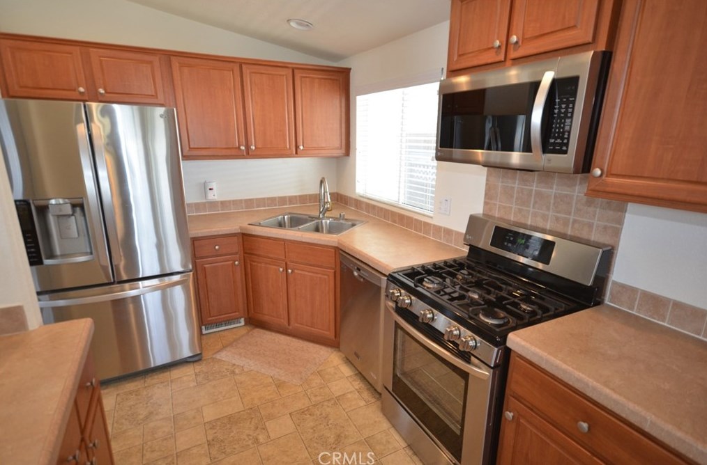 43601 State Highway 74, Hemet, CA 92544-7201