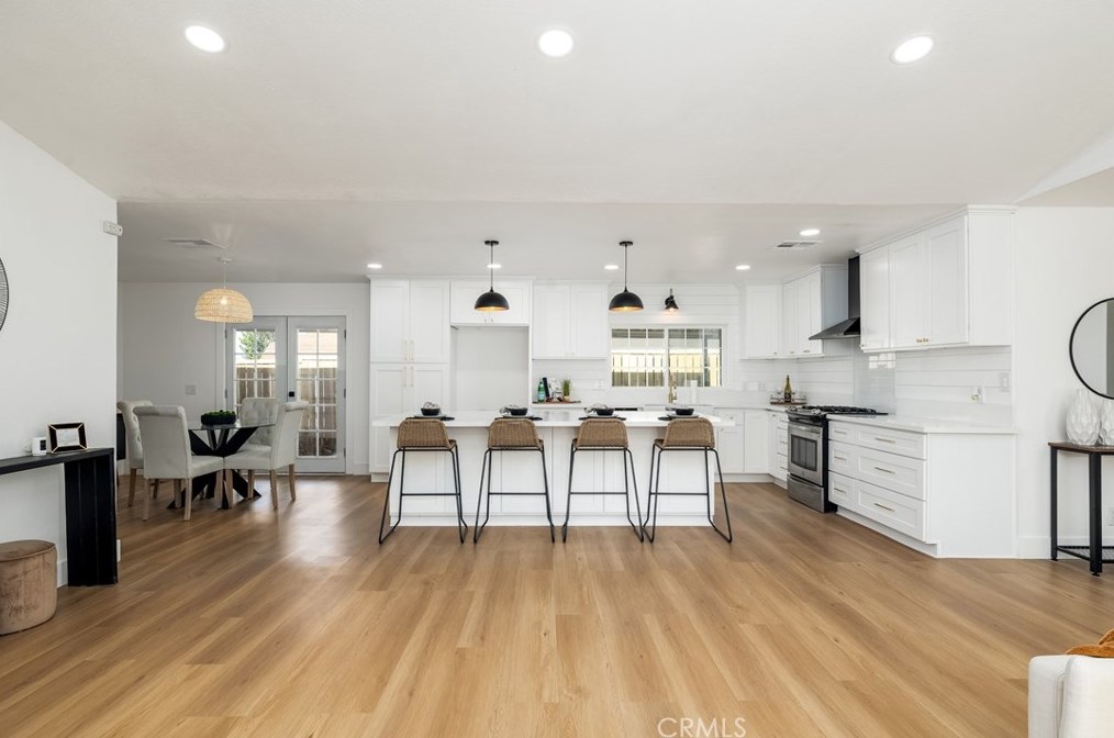 24574 Cornstalk Rd, Wildomar CA 92595-8842 exterior