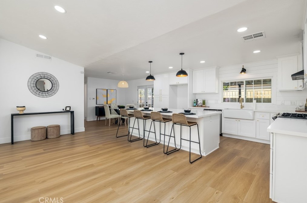 24574 Cornstalk Rd, Wildomar CA 92595-8842 exterior