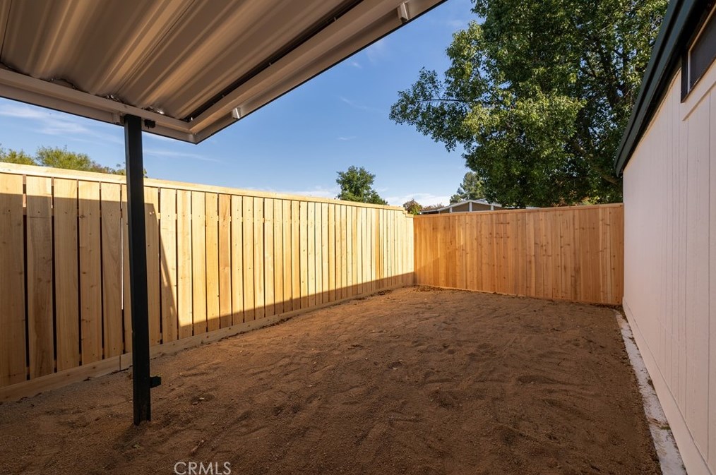 24574 Cornstalk Rd, Wildomar CA 92595-8842 exterior