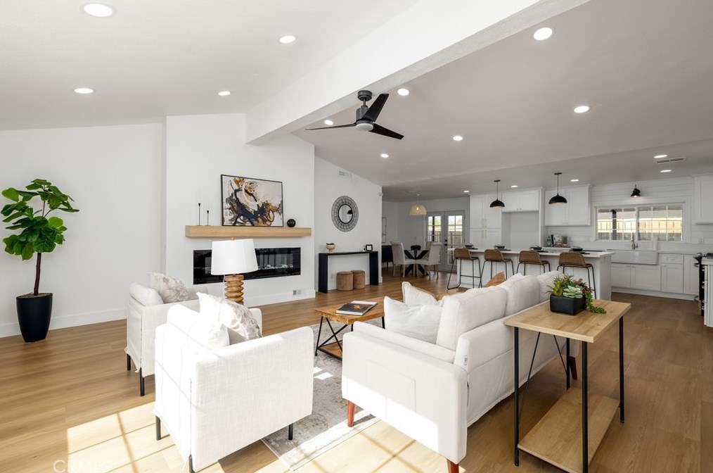 24574 Cornstalk Rd, Wildomar CA 92595-8842 exterior