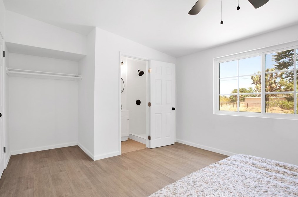 7184 Palm Ave, Yucca Valley CA  92284-4079 exterior