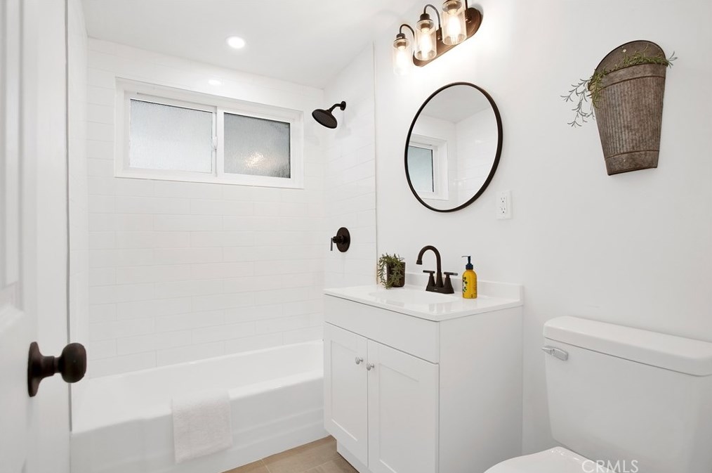 7184 Palm Ave, Yucca Valley CA  92284-4079 exterior