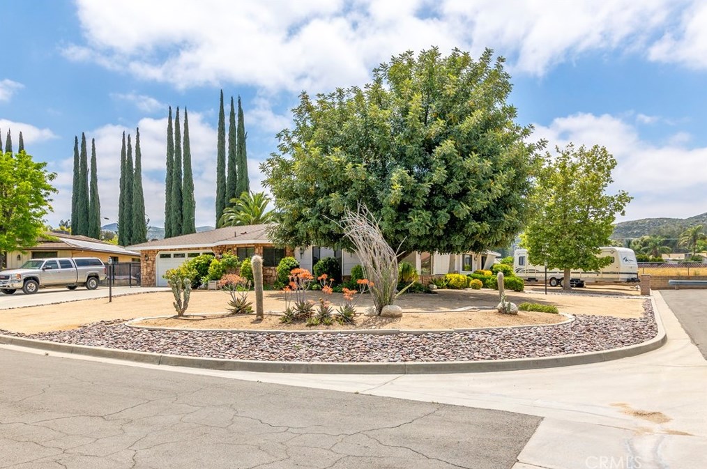 27318 Paseo Verde, Hemet, CA 92544