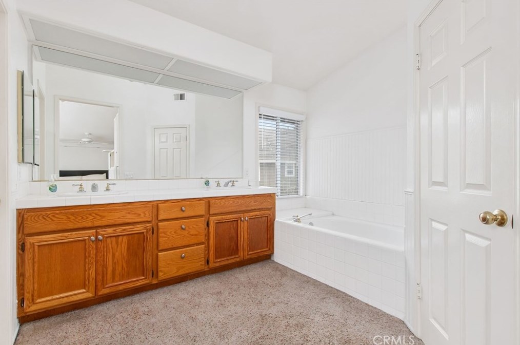 40675 Pocona Pl, Murrieta CA 92562-5852 exterior