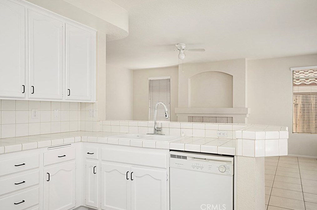 23816 Peach Blossom Ct, Murrieta CA exterior