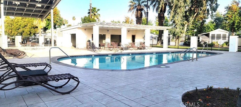 2750 Acacia Ave, Hemet, CA 92545-3686