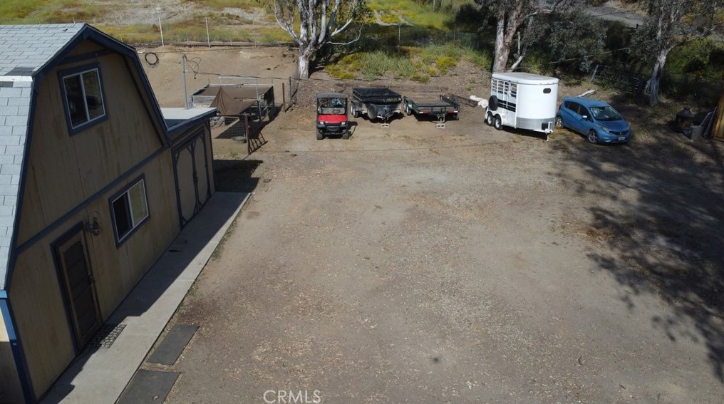 23550 Oak Circle Dr, Wildomar CA 92595-8825 exterior