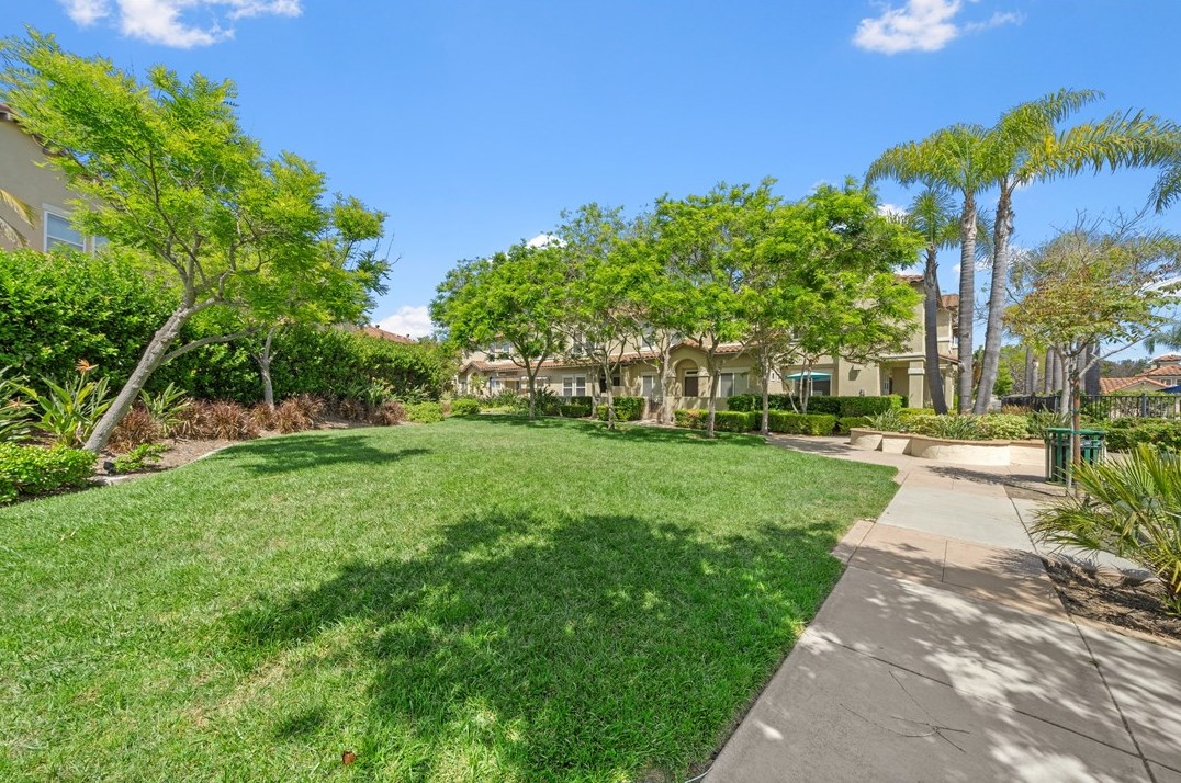6065 Citracado Cir, Carlsbad, CA 92009-2283