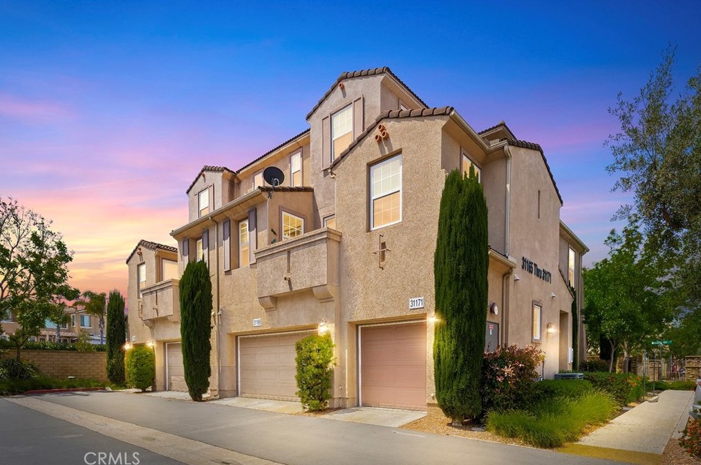 31171 Black Maple Dr, Temecula, CA 92592-4166