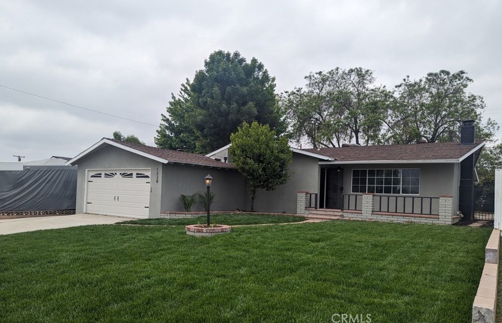 1238 2nd Pl, Calimesa, CA 92320-1602