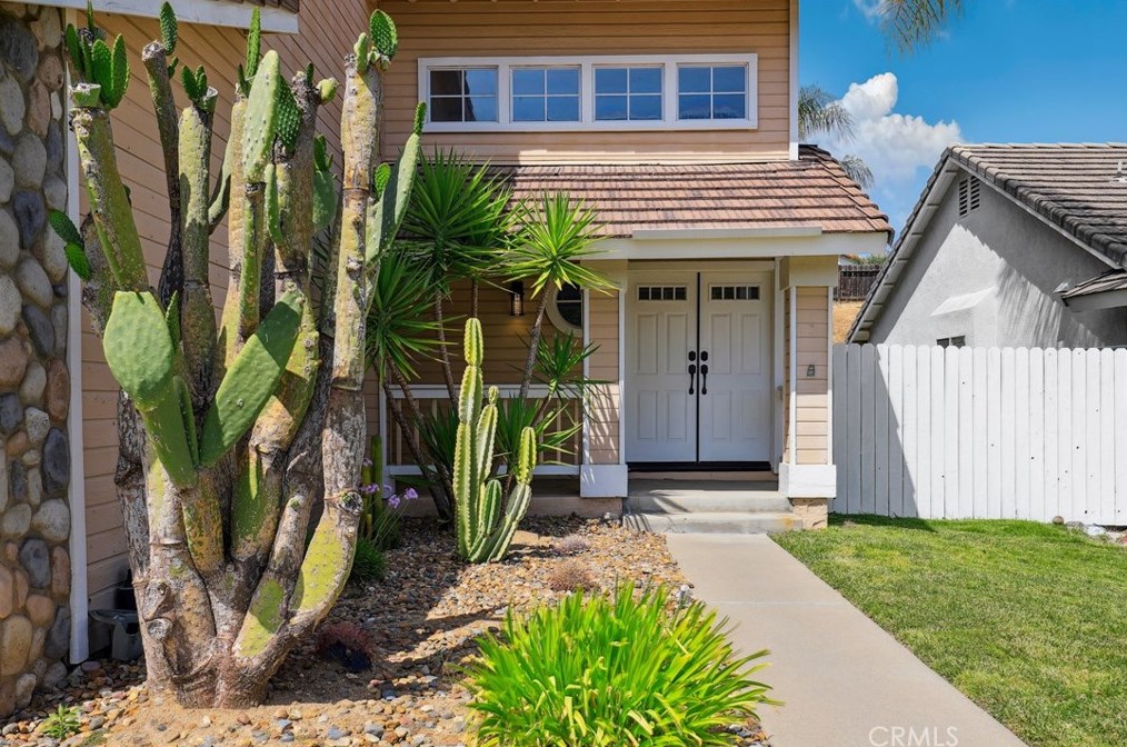 23690 Sierra Oak Dr, Murrieta, CA 92562
