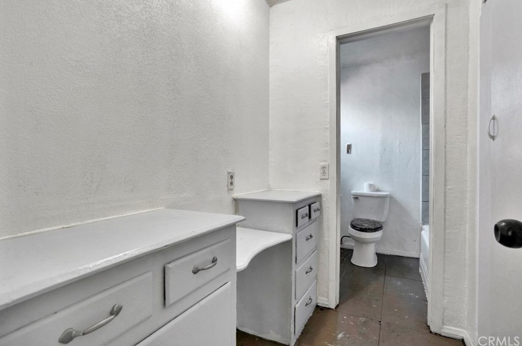 18166 Brightman Ave, Lake Elsinore CA  92530-6181 exterior
