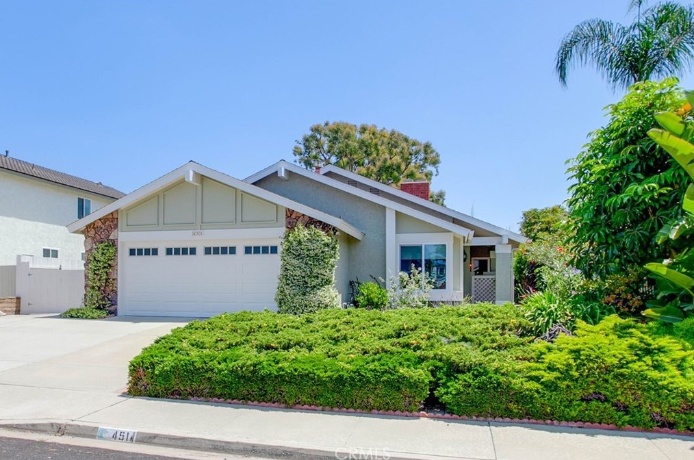 451 Compass Rd, Oceanside, CA 92054