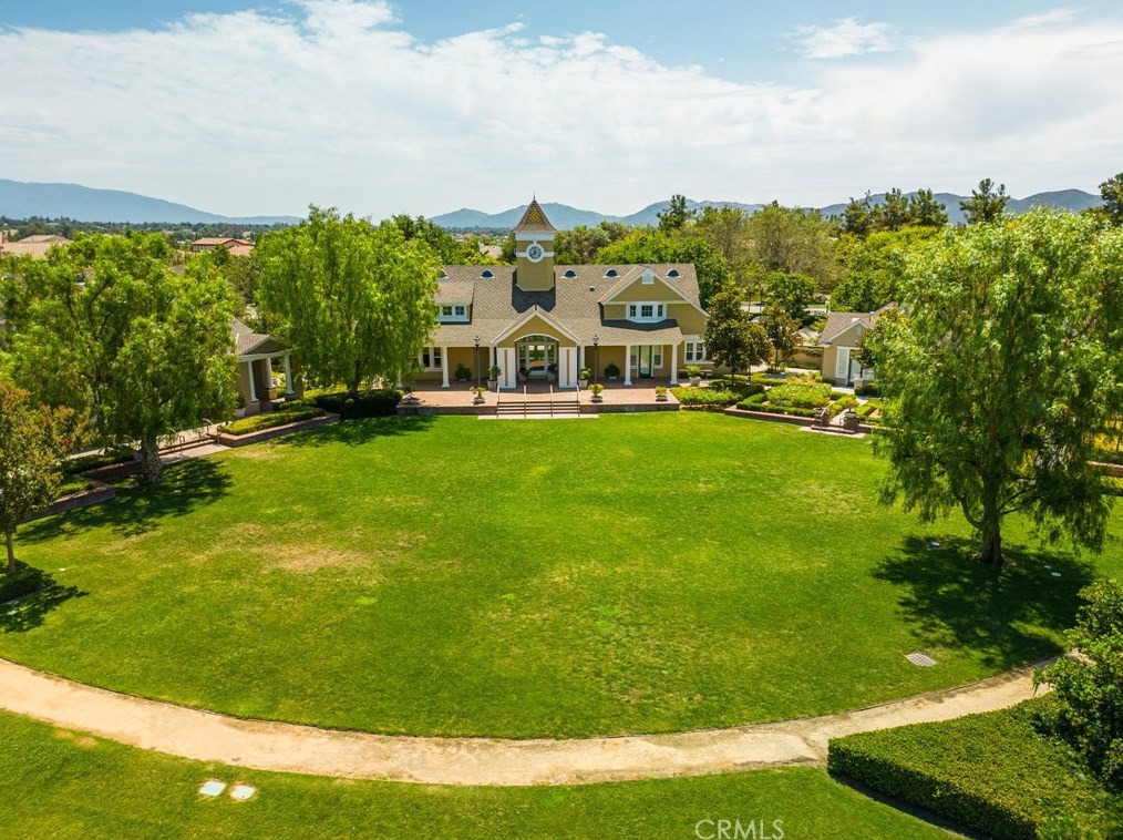 40238 Danbury Ct, Temecula CA  92591-7557 exterior
