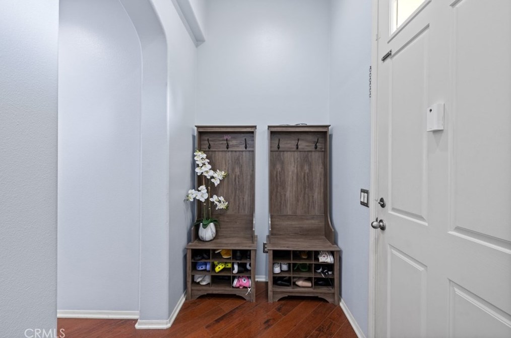 40238 Danbury Ct, Temecula CA  92591-7557 exterior