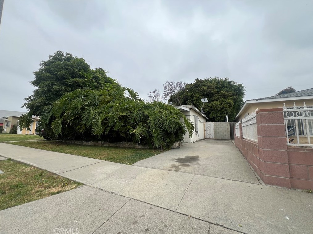 767 Realty St, Long Beach, CA 90745-6019