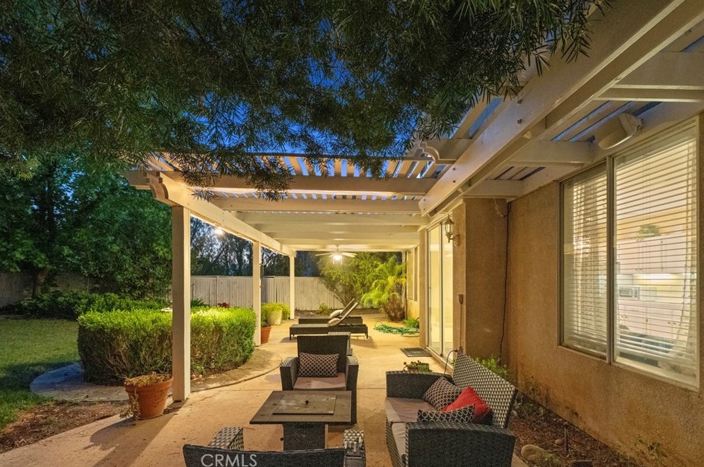 32989 Sotelo Dr, Temecula CA 92592-3410 exterior