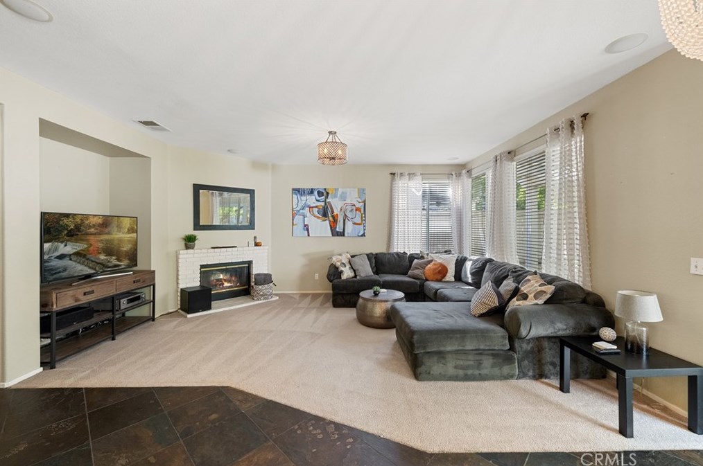 32989 Sotelo Dr, Temecula CA 92592-3410 exterior