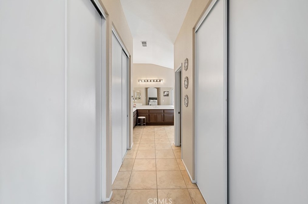 32989 Sotelo Dr, Temecula CA 92592-3410 exterior