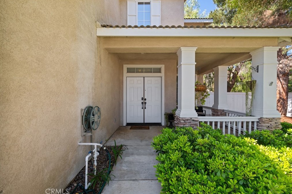 32989 Sotelo Dr, Temecula CA 92592-3410 exterior