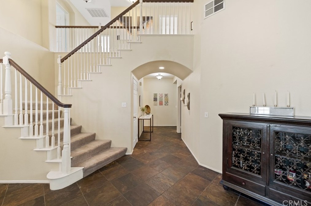 32989 Sotelo Dr, Temecula CA 92592-3410 exterior